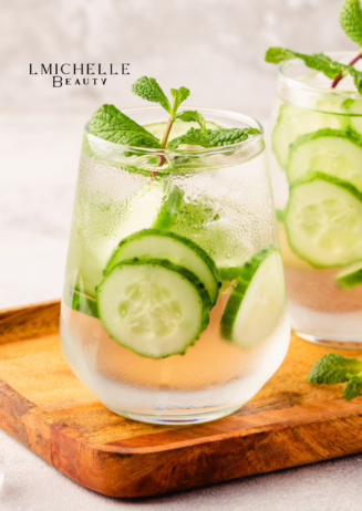 lmichellebeauty.com - Beneficios del agua infusionada con hierbabuena & pepino : - LC MICHELLE